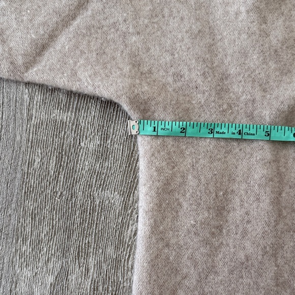 Halston Heritage V-Neck Cashmere Polo Sweater in Beige sz L - Picture 8 of 12